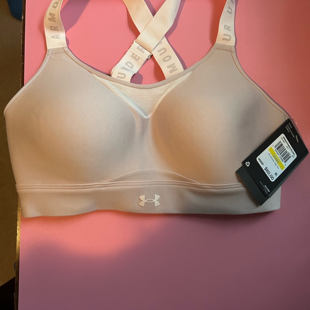Brand new with tags Under Armour Infinity high women’s sports bra.